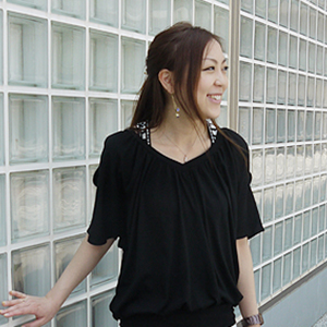 板垣 冴英子さん